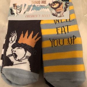 Where tWild Things Are 2T-3T socks + library sox